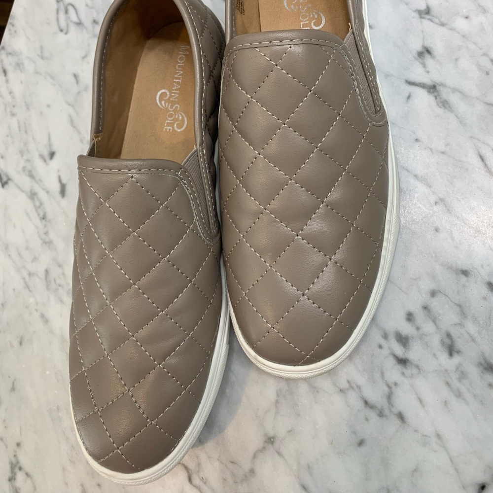Mountain Sole Loafers